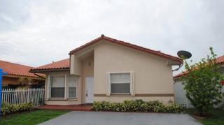 2436 73rd Pl, Hialeah FL  33016-6511 exterior