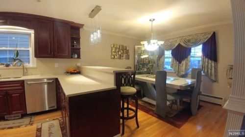 432 4th St, Palisades Park NJ  07650-2314 exterior