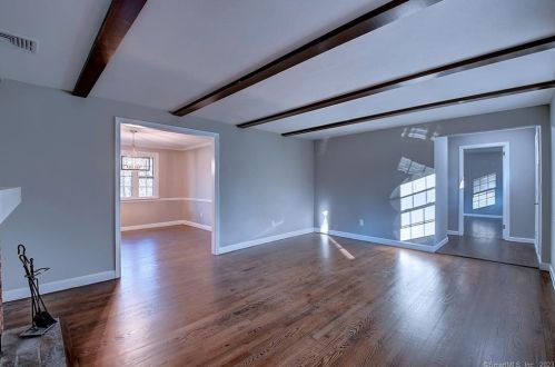 50 Bette Dr, Manchester CT  06040-6814 exterior