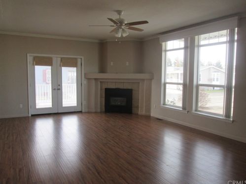 1584 Duke Dr, Livingston CA  95334-9346 exterior