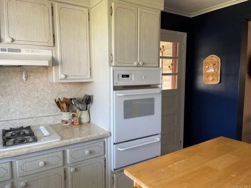 98 Rockwell Ave, Middletown NY  10940-4531 exterior