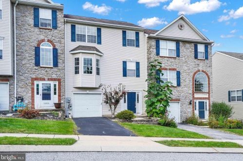 16853 Roosevelt Ln, Shrewsbury, PA 17361-1625