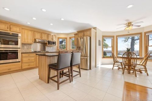 259 Housatonic Dr, Milford CT  06460-4935 exterior