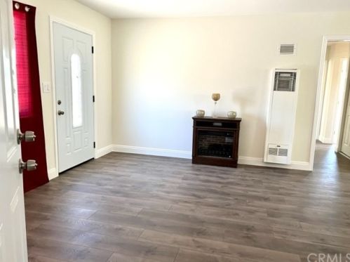 16431 Forrest Ave, Victorville CA  92395-3416 exterior