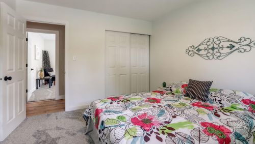 4460 Glenway St, Milwaukee WI 53225-4449 exterior