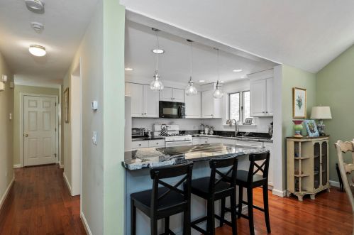 21 Portside Dr, Mashpee, MA 02649-2851