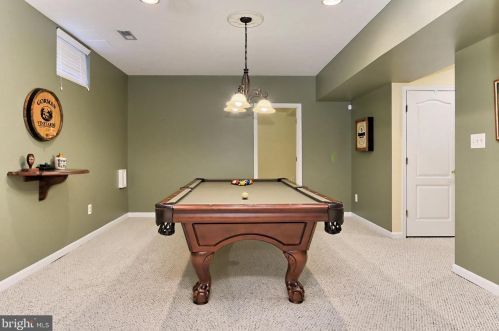 14286 Chalfont Dr, Haymarket VA  20169-2632 exterior