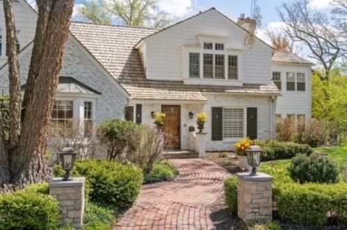 6 Spur Rd, Minneapolis, MN 55436-1356