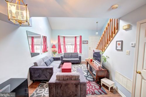 15 Willow Ct, Downingtown PA  19335-3400 exterior