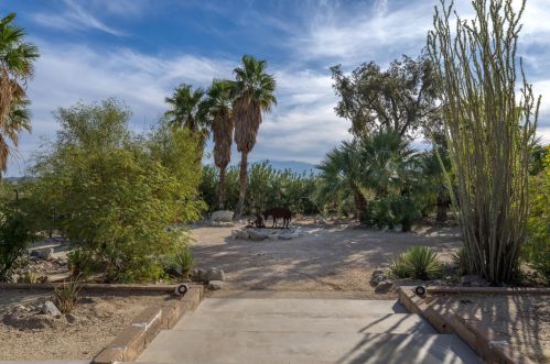 73400 Dillon Rd, Desert Hot Springs CA  92241-7810 exterior