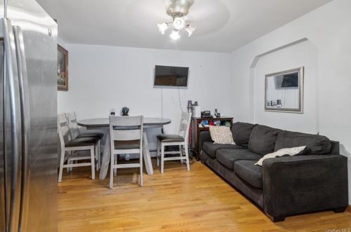 1622 Haight Ave, Bronx NY  10461-1504 exterior