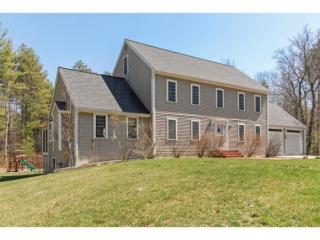 25 Brown Brook Cir, Fremont, NH 03044-3122