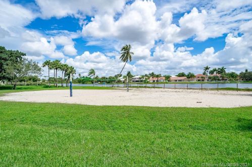 1231 179th Ave, Hollywood FL  33029-3162 exterior