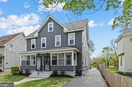 245 Crown Point Rd, West Deptford, NJ 08086-2113