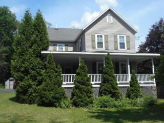 1167 Route 390, Cresco, PA 18326-7905