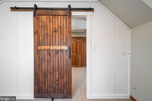 12900 Verrey Ct, Spotsylvania VA  22551-8009 exterior