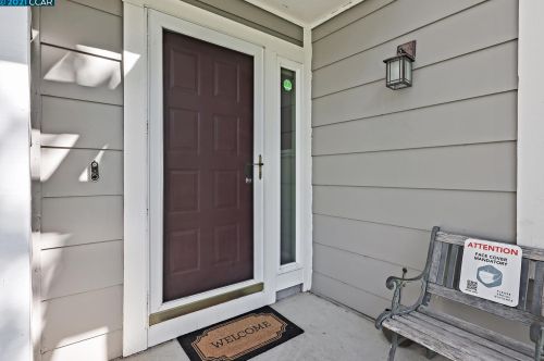 4330 Fairlands Dr, Pleasanton CA  94588-3428 exterior