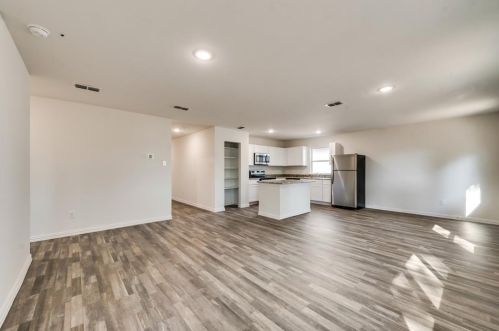 5308 Carver Dr, Fort Worth, TX 76107-7504