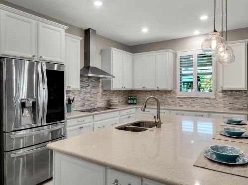 8148 Chilton Dr, Orlando FL 32836 exterior