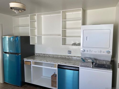 3311 Clairemont Mesa Blvd, San Diego CA 92117-2602 exterior