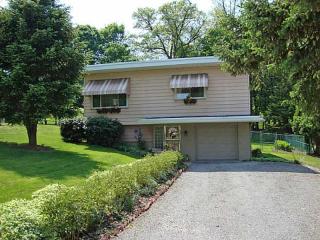 3607 Rosebriar Ave, Glenshaw, PA 15116-1351