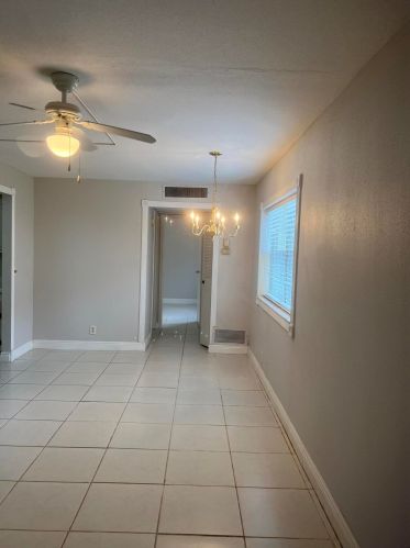 66 Saxony B, Delray Beach FL  33446-1806 exterior