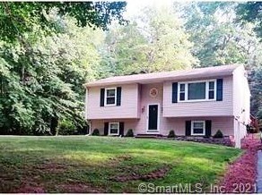 68 Bennett Rd, Norwich, CT 06384-1706