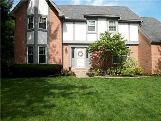 615 Ashbury Dr, Perrysburg, OH 43551-2972