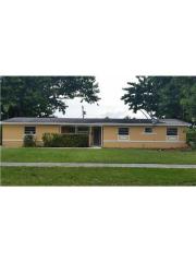 10935 176th St, Miami, FL 33157-5067