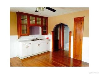 2035 Clinton St, Buffalo NY  14206-3354 exterior