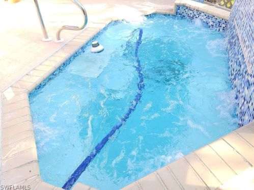 113 Robert Ave, Lehigh Acres FL  33936-1619 exterior