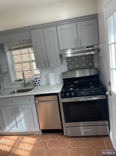 600 Columbia Ave, North Bergen NJ  07047-1623 exterior