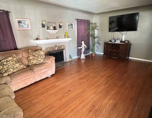 2776 Genevieve St, San Bernardino, CA 92405-3516