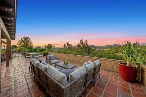 39386 Chaparral Dr, Temecula CA  92592-8822 exterior