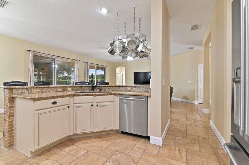 3640 Tayside Ct, Apopka FL  32712-4709 exterior