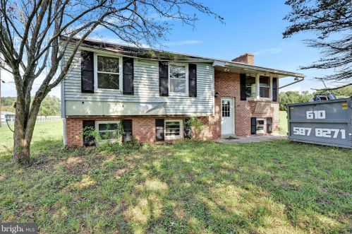 34 White Birch Rd, Molino, PA 17961-9093