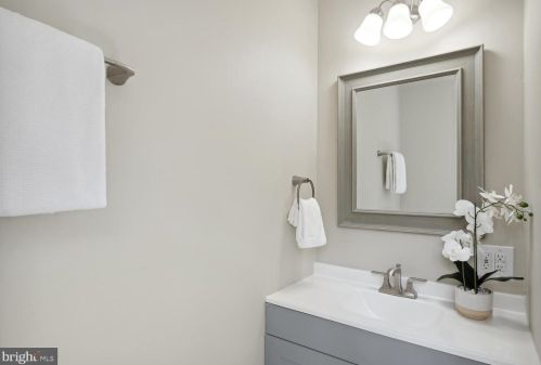 900 Short Ln, Seaford DE  19973-1136 exterior