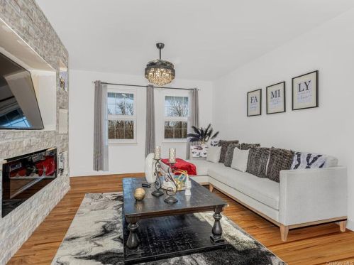 595 Mt Hope Rd, Middletown NY  10940-7130 exterior