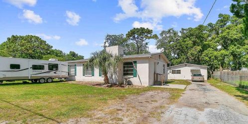 13613 Hicks Rd, Port Richey, FL 34669-3904