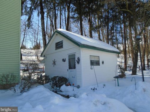 44 Pheasant Run Rd, Molino, PA 17961-9184