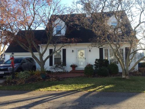 5385 Willow Ln, Vermilion, OH 44089-1445