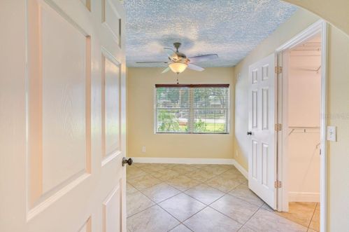 524 Floyd Cir, Deltona FL 32725-5645 exterior