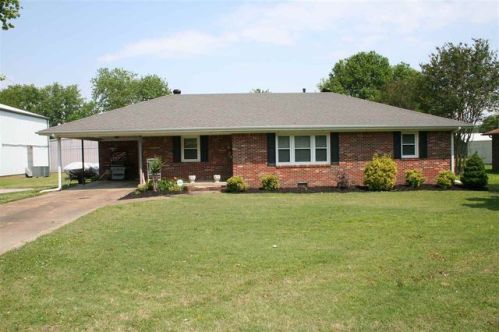 94 Richwood Rd, Finley, TN 38030-3056