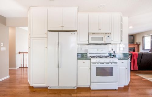 1801 Kari St, Alex MN  56308-8543 exterior