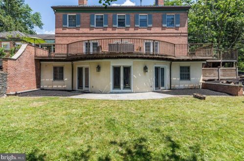 213 Constitution Dr, Princeton NJ  08540-6711 exterior