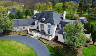 8 Fairway Ln, Sugarloaf, PA 18249-3724