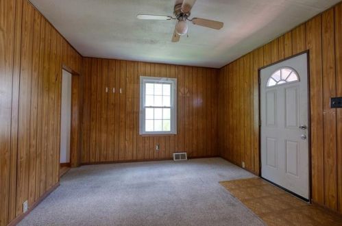 604 Aylesworth Ave, Bridgeville PA  15017-2906 exterior