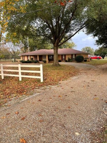 1079 Lcr 463, Fallon, TX 76667-2662