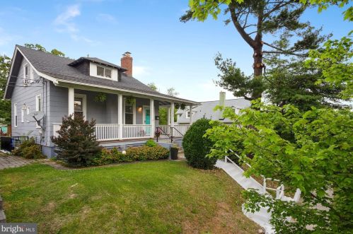 1304 Girard St, Washington, DC 20017-2448