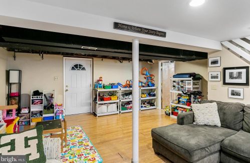 136 Franklin St, Auburn NJ  08085-1236 exterior